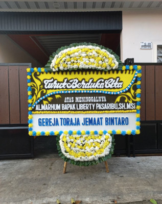 Papan Bunga Duka di Wonosalam