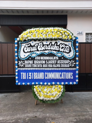 Papan Bunga Duka di Wonosalam